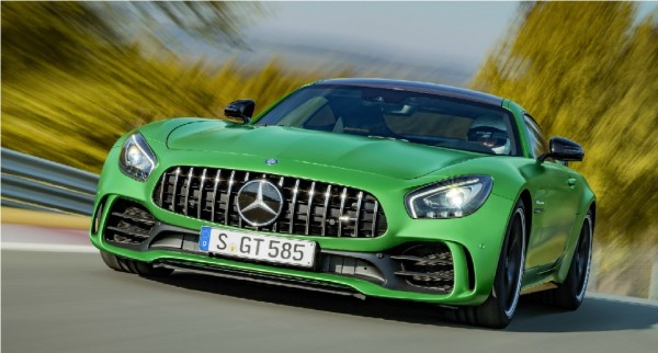  Mercedes will reportedly start receiving preorders for the AMG GT R this month. (YouTube)