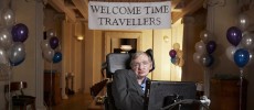 Stephen Hawking‬ is working with NASA to create a super fast spaceship called 