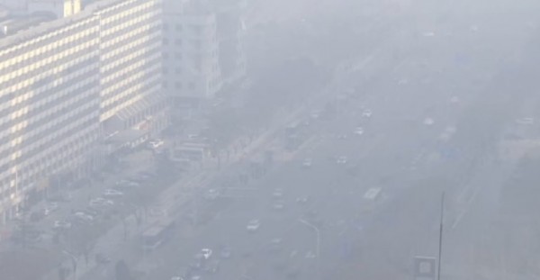 The second highest pollution alert was issued in Beijing this week, and it expected to last for five days. (YouTube)