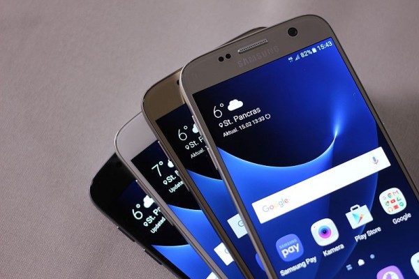 Samsung might release the Galaxy S8 on April 15. (Maurizio Pesce/CC BY 2.0)