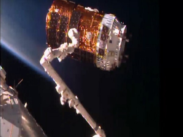 NASA: HTV-6 Arrival and Capture at the International Space Station. (YouTube)