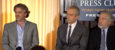 Robert F. Kennedy Jr. and Robert De Niro at a press conference (Youtube)