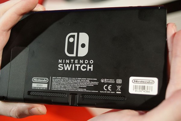 Nintendo Switch is now available at Gameseek UK with an 80 GBP discount. (Wikimedia Commons)