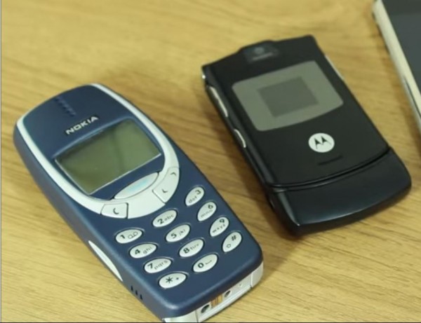 Lenovo could bring back the iconic Motorola Razr phone. (YouTube)