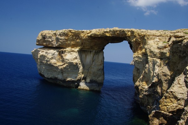 Research had shown that the Azure Window would be hit hard by an unavoidable natural corrosion. (Martin Lopatka/CC BY-SA 2.0)