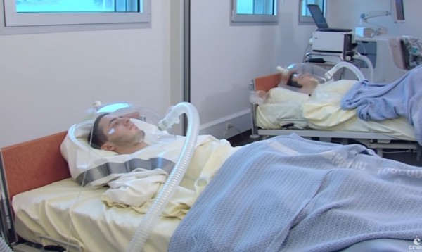 French scientists are looking to pay healthy volunteers US $17,000 to lie in bed for two months. (YouTube)