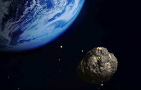  An asteroid is heading towards Earth, according to NASA. (YouTube)