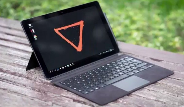 Eve V is said to be a clone of Microsoft Surface Pro. 