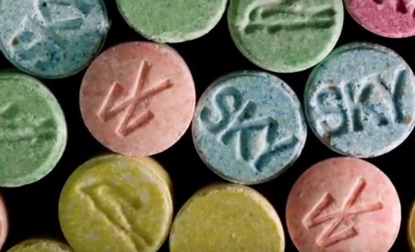 A Molly drug comes in different forms and designs. 