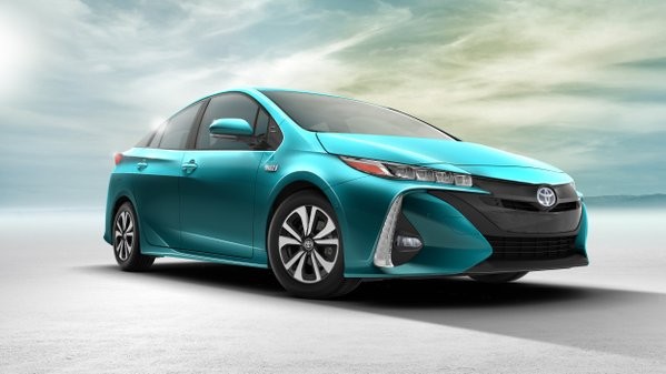 Toyota and Suzuki are looking to join hands to produce futuristic vehicles.