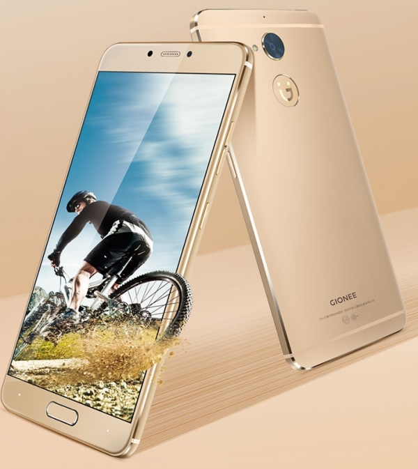 The Gionee S6 Pro is priced at $360.53 (around Rs. 23,999) with a separate virtual reality headset at a price of $37.54 (approximately Rs. 2499). 