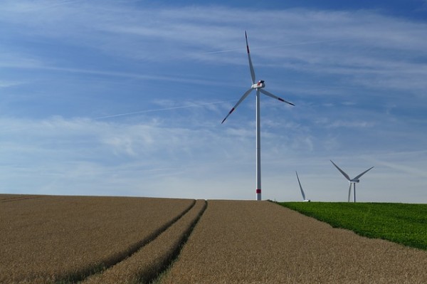 The cutting-edge wind farm is the result of a joint collaboration between GE Renewable Energy and German firm Max Boegl Wind AG. (Pixabay)