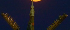 The supermoon is seen rising behind the Soyuz rocket at the Baikonur Cosmodrome launch pad in Kazakhstan. (NASA/Bill Ingalls)