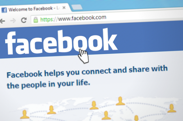 Facebook has come under criticism for propagating false news stories. (Pixabay)